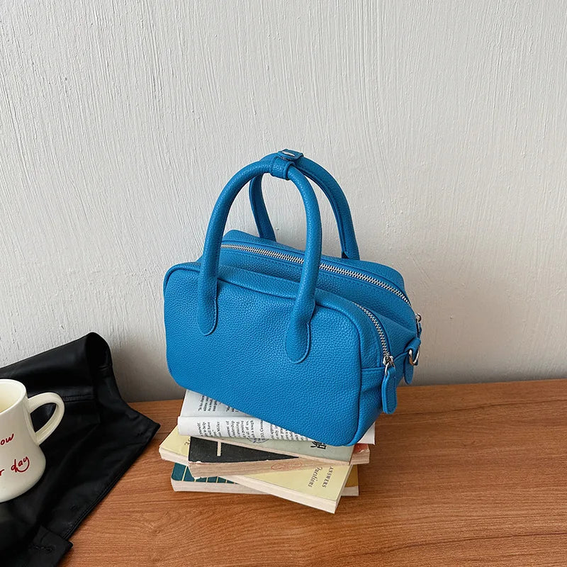 Fashionable and Sophisticated Boston Bag, Large Capacity and Versatile Commuter Handbag, Women's Single-shoulder Crossbody Bag