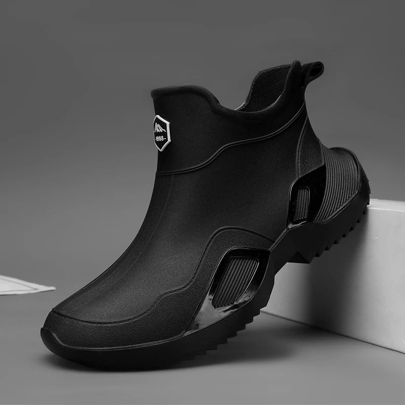 High-end Rain Shoes Men Simple Waterproof Anti-slip and Wear-resistant Short Rain Boots Fishing Rubber Shoes Kitchen Water Shoes