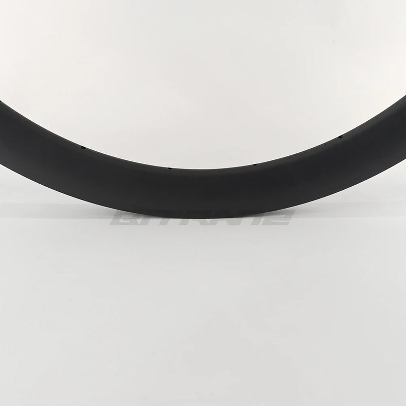 700C Road Bike 28mm Wide Carbon Rim Clincher Tubeless - View 4 | SAMAG