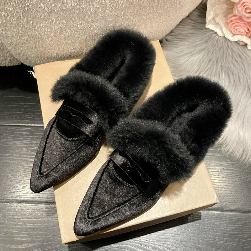 Women Luxury Velvet Mules Pointy Toe Slip-on Fur Sandals Ladies New Brand Design Outdoor Furry Slides Evening Party Heeled Shoes