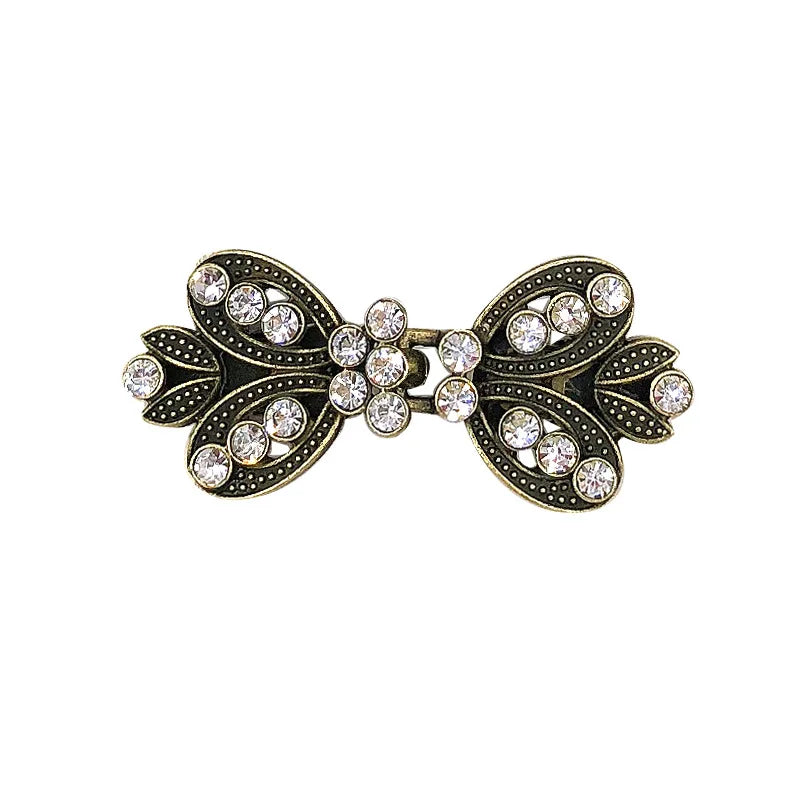 1 Pair Vintage Sweater Swirl Clip Cape Cloak Clips for Dress Retro Cardigan Clip Shawl Clasp Shirt Button Clip for Girl Women