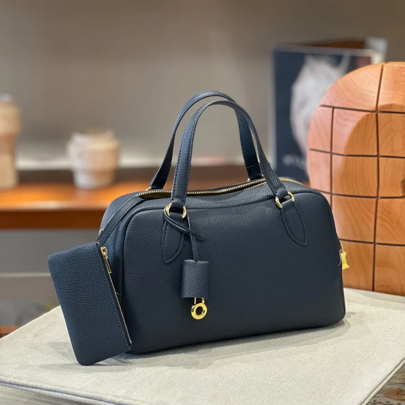 2026New Personality Grain First Layer Calf Leather with Shoulder Strap Large Capacity Boston One Shoulder Portable Crossbody Bag