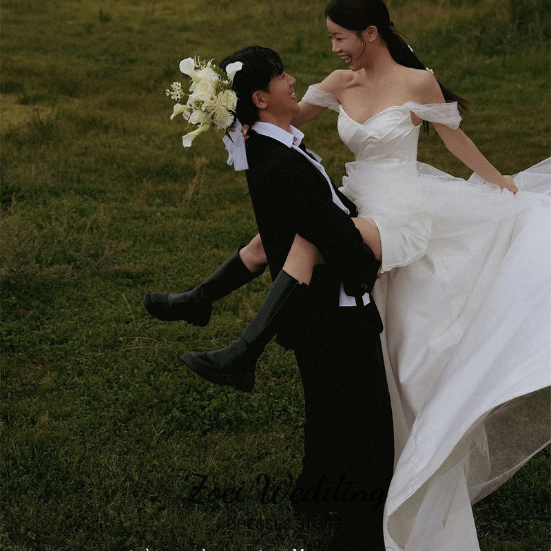 Zoci Off the Shoulder Short Wedding Dresses Korea Photo - View 3 | SAMAG