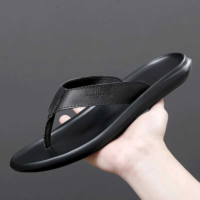 Men'S Genuine Leather Slip-On Flat Flip Flops Classic Round Toe Slip-On Soft Bottom Clip Toe Male Slide Sandals Summer Leisure P