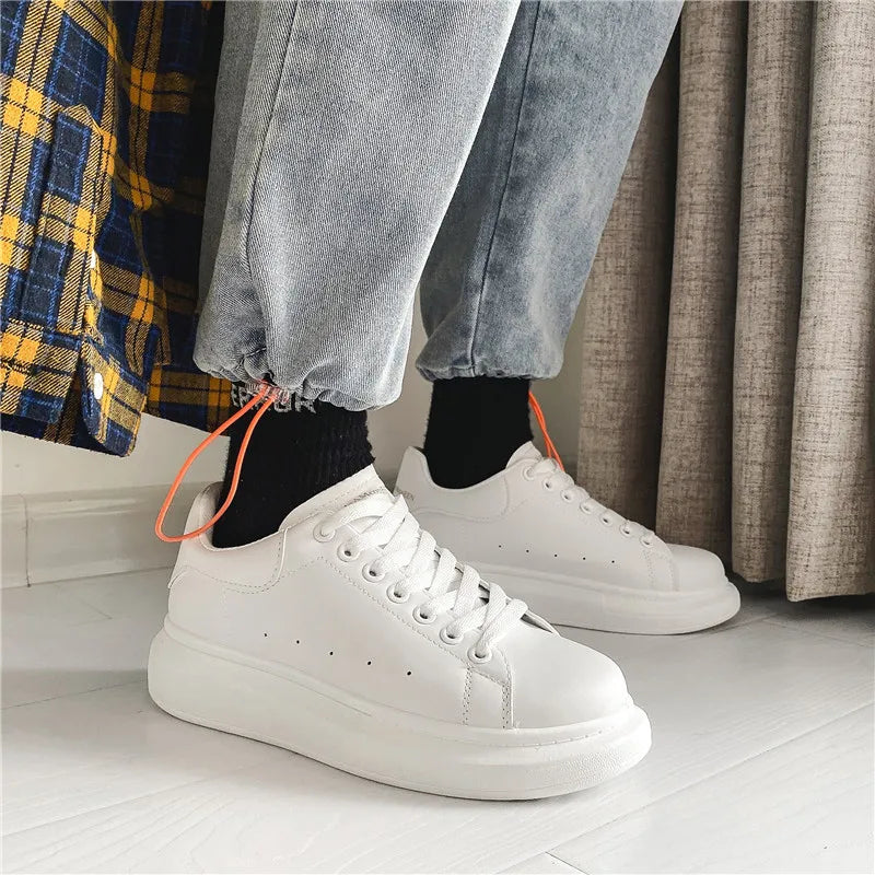 Men's breathable lightweight white shoes spring summer soft-sole comfort walking casual shoes fashion student sports baord shoes