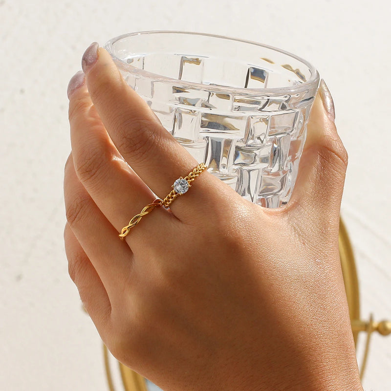 2022 New Super Minimalist Braided Twisted Thin Gold Rings For Lady Waterproof Stainless Steel 18K Gold Plated Girl's Ring