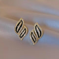 Huitan Trendy Delicate Stud Earrings Noble Luxury Elegant Piercing Accessories for Women Modern Bright Daily Versatile Jewelry
