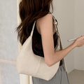 2026 New Retro Dumpling Bag Underarm Simple Design Versatile Fashion Commuter Hobo Bag for Women