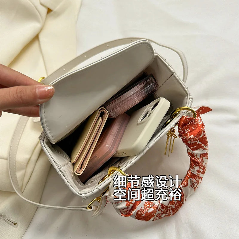 New high-end versatile handbag commuter fashion shoulder women's bag messenger bag