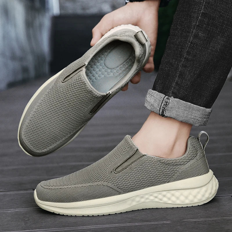 Brand Men Casual Shoes Fashion Men's Sneakers Breathable Men Walking Flat Shoes Outdoor Large Size Light Men's Shoes Loafers