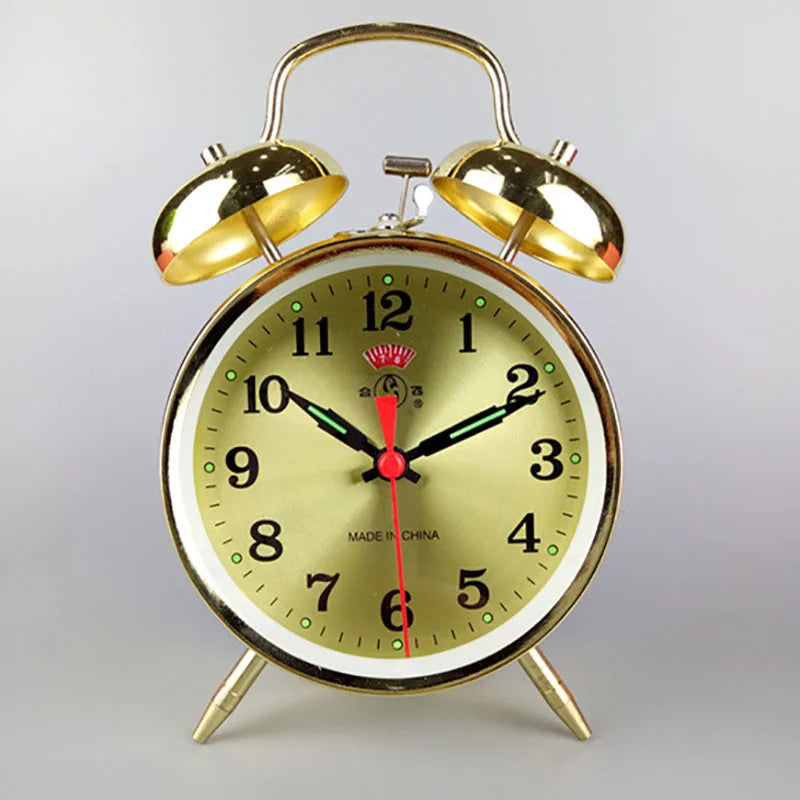 Alarm Clock Mechanical Metal Creative Bedroom Desk Clock Bedside Table Super Sound Watch Retro Nostalgic Table Winding Clock