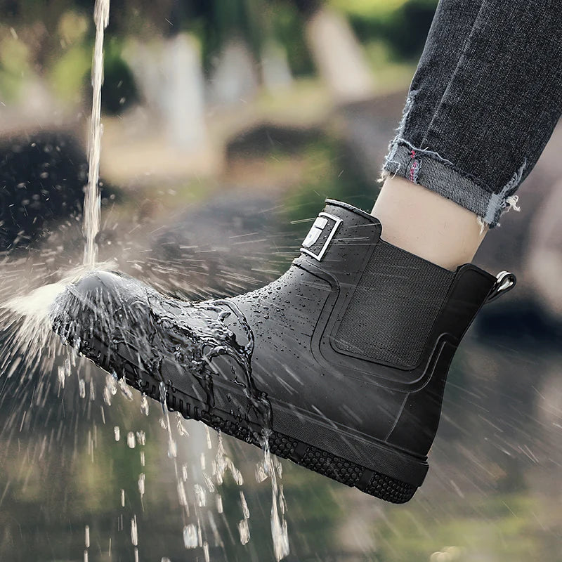 【First need for trendy people in the rainy season】Men's low-tube waterproof rain boots anti-slip wear-resistant Chelsea wind sho