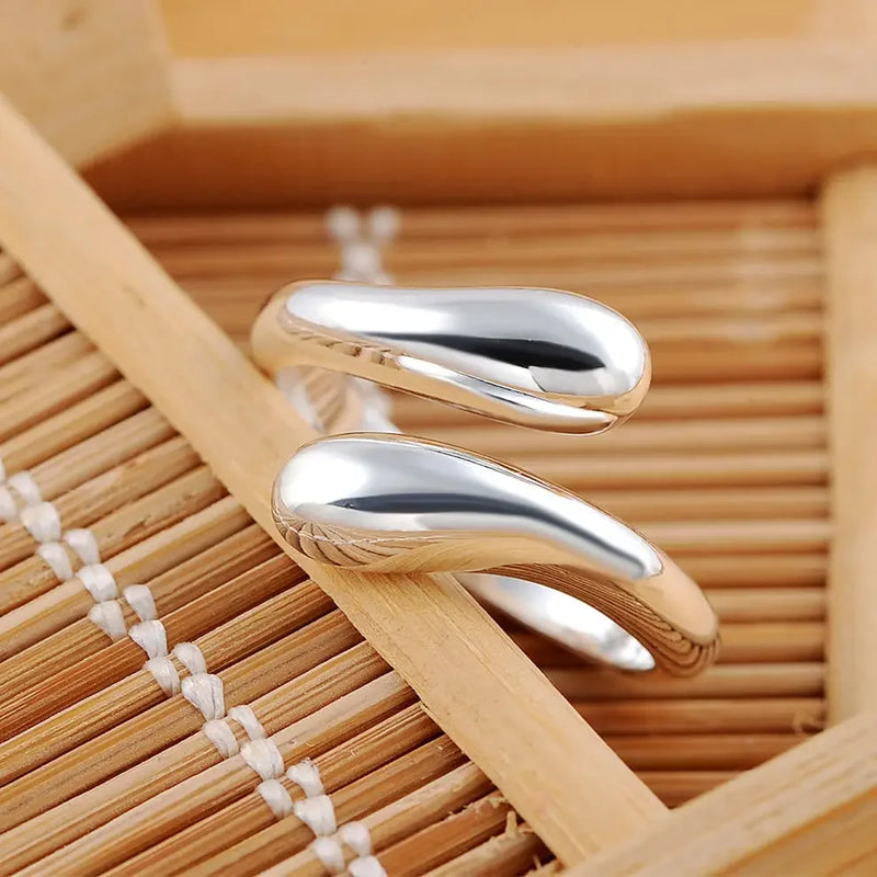 Trending Products Popular Brands 18K Gold Water Drop Rings for Women Fashion Wedding Accessories Party Jewelry Gifts