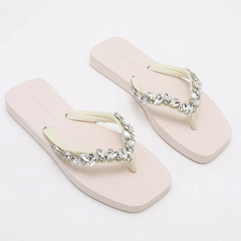 Trendin Mode Women's Beach Flip Flops Non-Slip Sole, Lightweight & Comfortable Slippers Summer Sandals