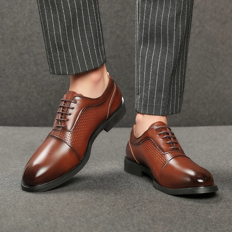 Trendy New Men's Casual Black Brown Lace Up Oxfords Shoes Gentleman Business Flats Dress Homecoming Footwear Zapatos Hombre