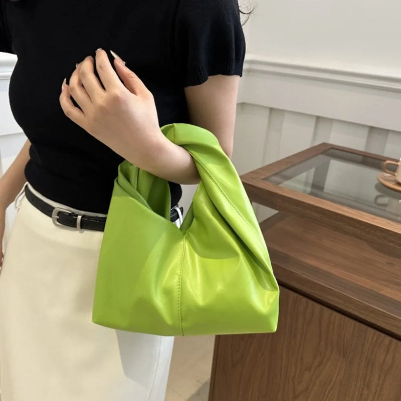 New PU Leather Tote Bags for Women Luxury Niche Design Hobo Bag Women Handbag Simple Pleated Stylish Clutch Bag