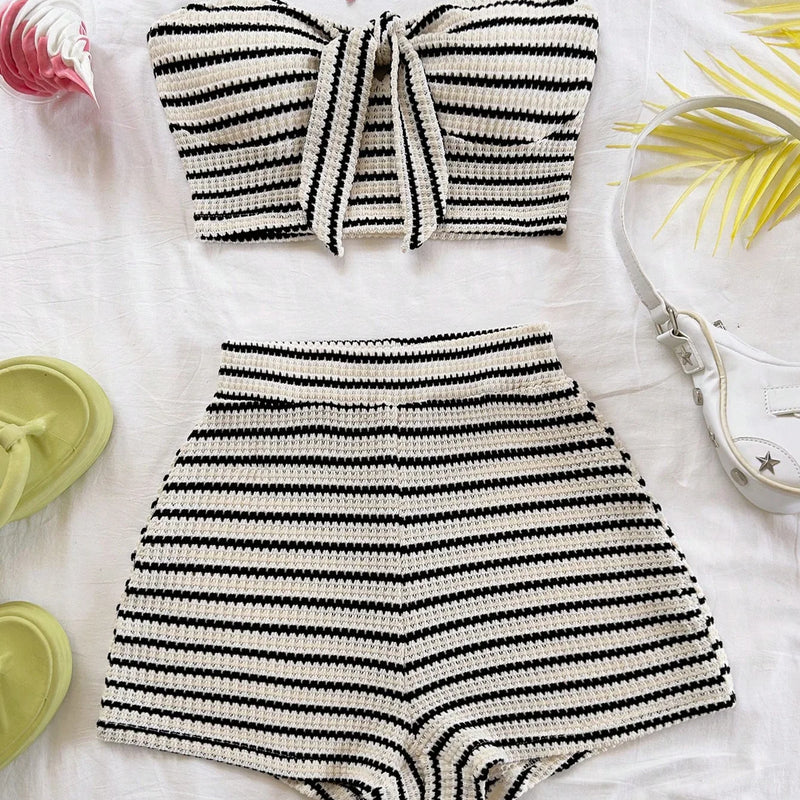 Women's Elegant 2-Piece Fashion Striped Set with Butterfly Detail Top and High-Waisted Shorts, Perfect for Holiday, Date, Aftern