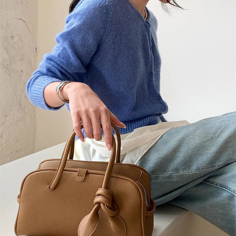 Boston Bag 2026 Women's Large Capacity Versatile Handbag Casual Minimalist Style Fashionable Handheld Bag New Trendy Fashion
