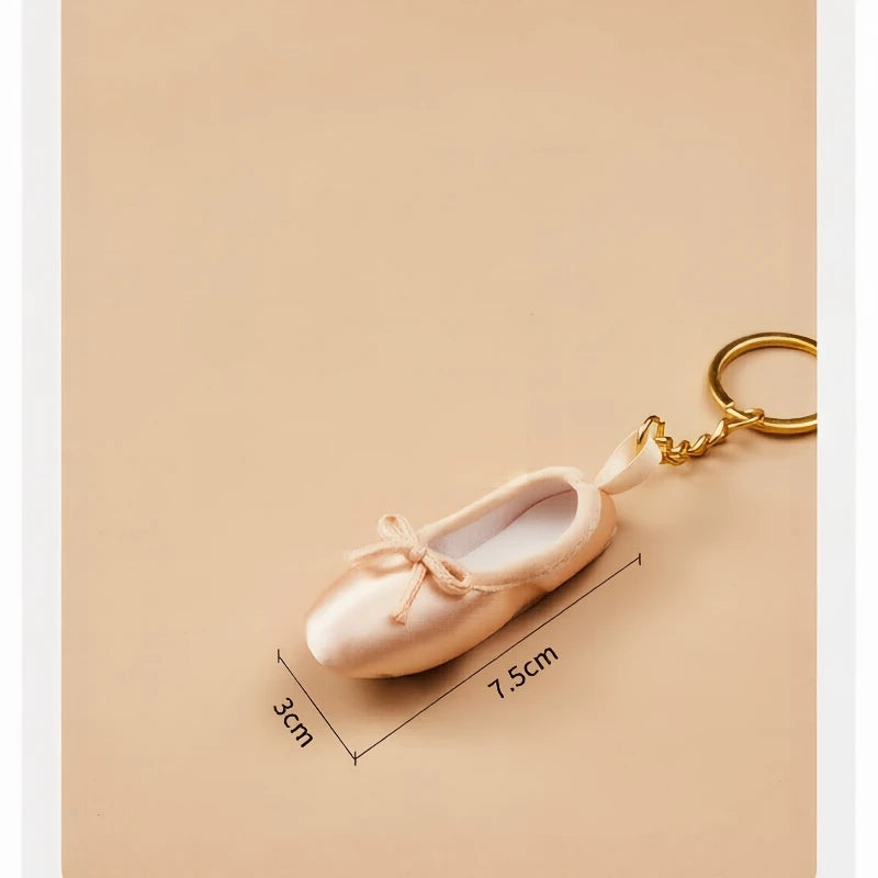 Mini Ballet Pointe Shoe Keychain Satin Ballerina Shoe Key Ring for Dance Lovers Gift Ballerina Pointe Shoe Charm for Backpack