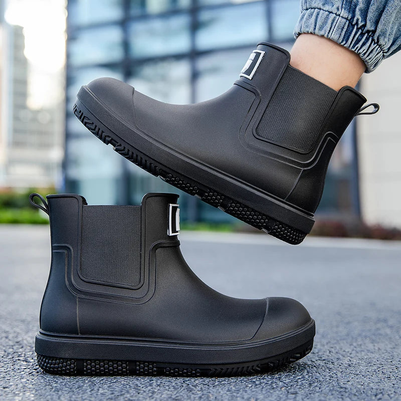 Men's Short-Tube Non-Slip Rain Boots, Fashionable Low-Top Water Shoes, Pvc One-Piece Molded Rain Boots, Waterproof Shoes for Farm Work