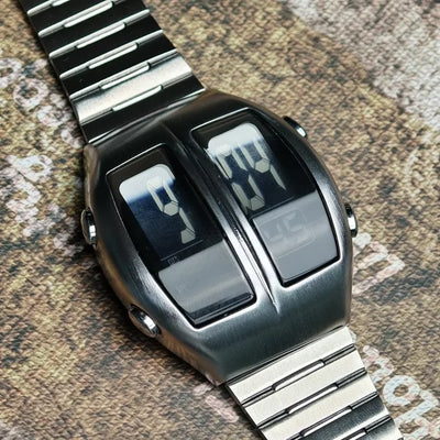 Man Battery Sports Smartwatch Electronics Watches Vintage 70s Retro - futuristic Style Fashion Led digital Filp | SAMAG