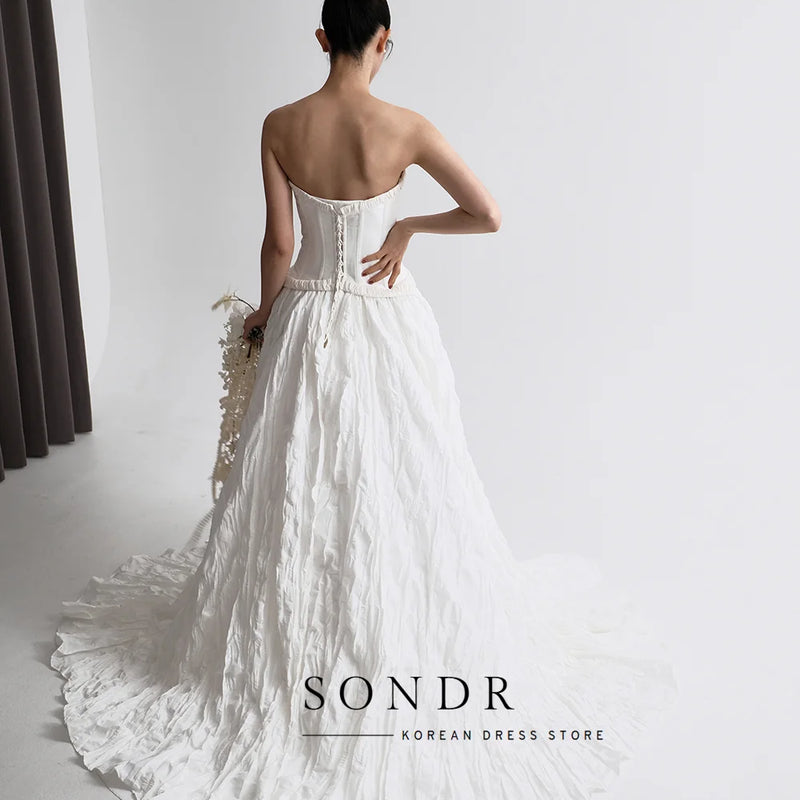 Sondr Customized Elegant Taffeta Pleats Korean Wedding - View 5 | SAMAG