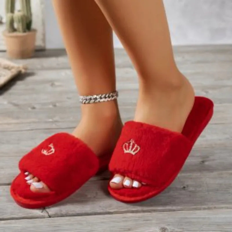 Winter New Soft Soled Comfortable Casual Women Shoes 2026 Luxury Rhinestone Crown Decor Plush Warm Cotton Slippers for Women