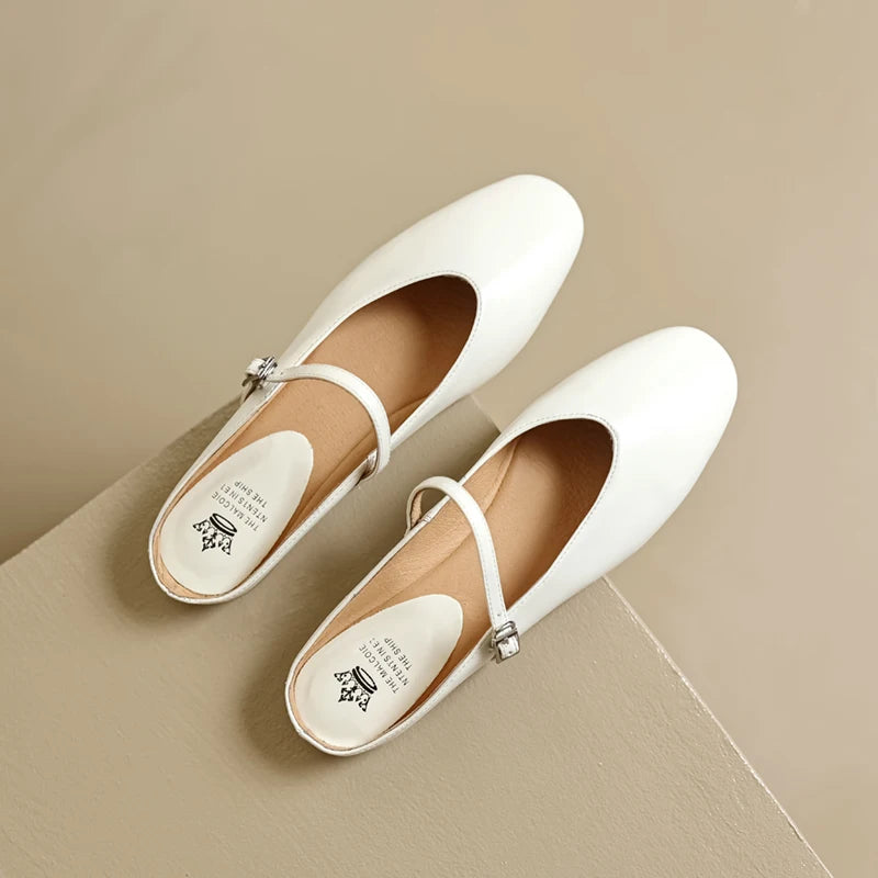 Genuine Leather Slippers Women Flat Heels Covered Toe Ladies Casual Mules Shoe Comfortable Summer Sandals