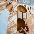 Women's Summer Spring & Fall Casual Simple Large Buckle Pu Upper Soft Wood Grain Comfortable Flat Heel Slip-On Beach Slippers