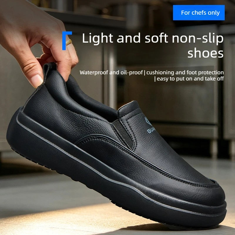 Anti-Skid Kitchen Work Shoes Non-slip Chef Slip-on Shoes Men Women Lightweight Black Restaurant Shoes Waterproof Leather Boots