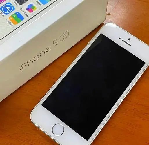 Apple iPhone 5S 8MP Camera 1136x640 4.0inch Screen Used Phone