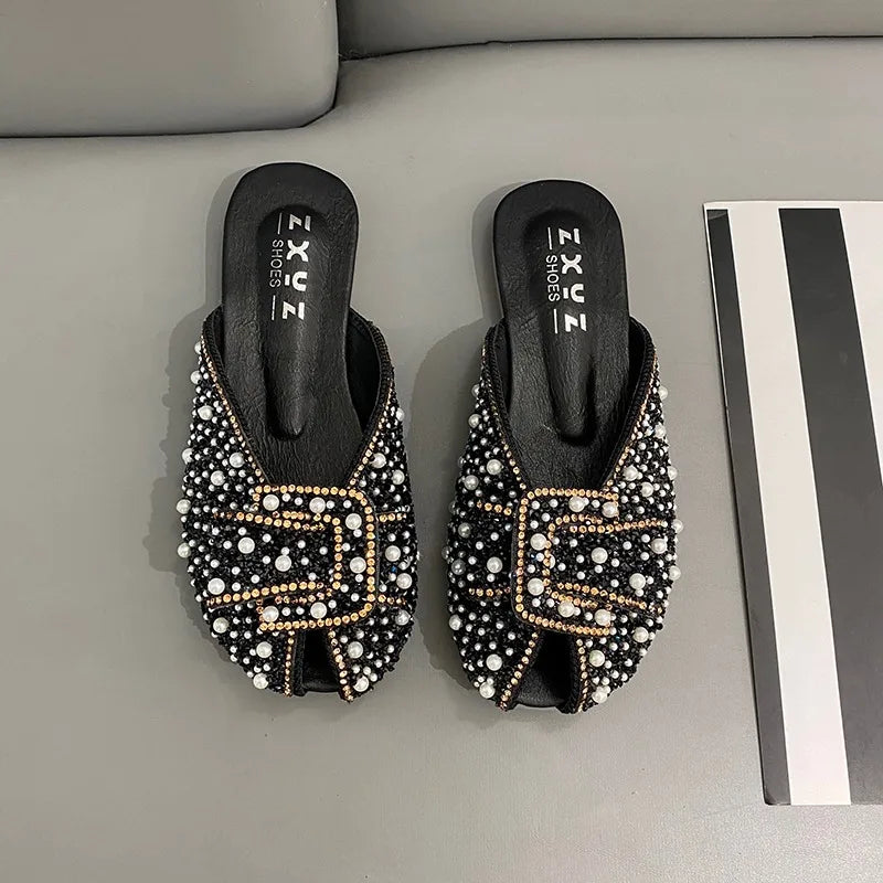 Luxury Fashion Pearl Decor Closed Toe Women's Slippers 2026 New Summer Round Toe Soft Sole Casual Women Shoes Claquette Femme