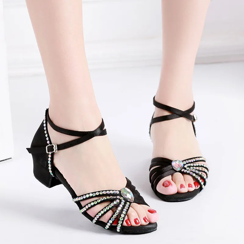 Latin Dance Shoelaces, Diamond Women's Dance Shoes, Soft Sole, Comfortable and Breathable, New Style of Practice Shoes