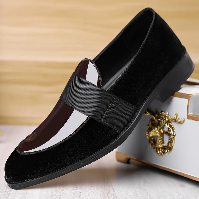 Large size 48 men's leather shoes, new spring 2026 style, one-piece slip-on, versatile and fashionable leather shoes