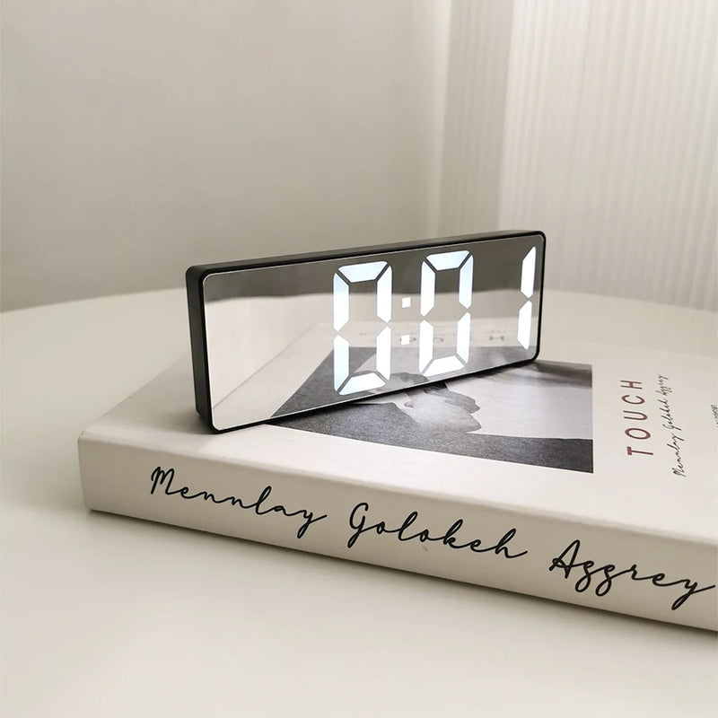 Modern Minimalist Voice-Control Alarm Clock, Black & White  Multi-Functional & Portable LED Mirror-Surface Digital Clock