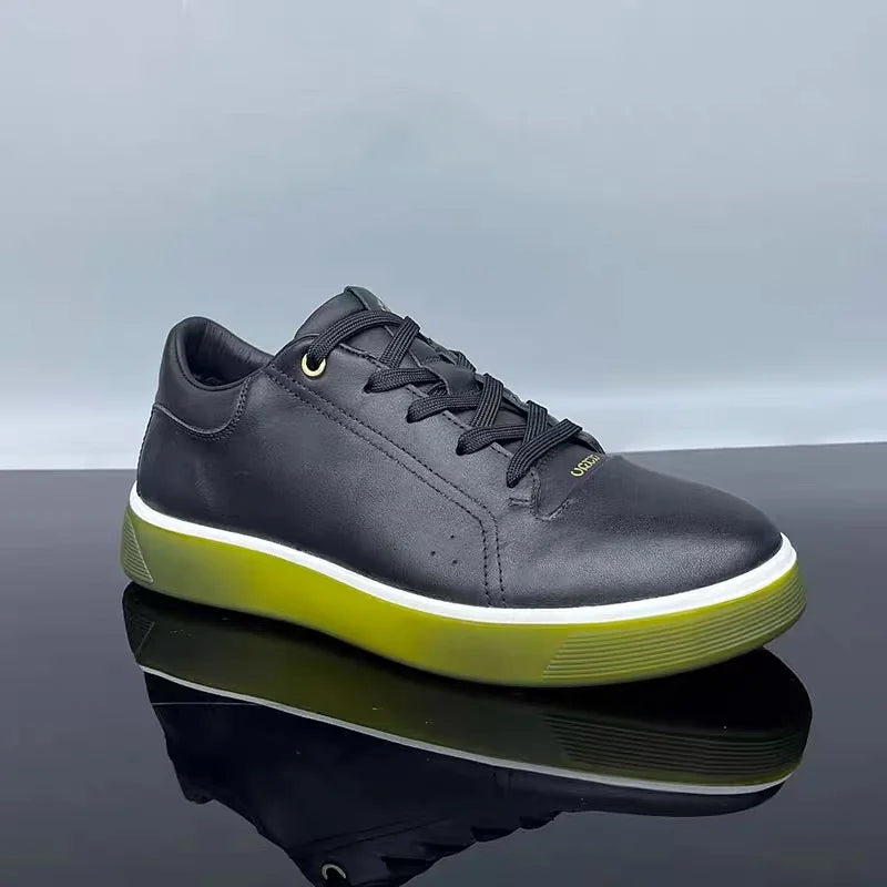 Black Casual Shoes Lightweight Sneakers Breathable Genuine Leather Sports Shoes Zapatillas Hombre Men Skateboarding Shoes Flat