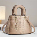 High Quality Leather Women'S Shoulder Bag Fashionable Boston Crossbody Bag Classic Crocodile Pattern Handbag Commuting Tote Bag