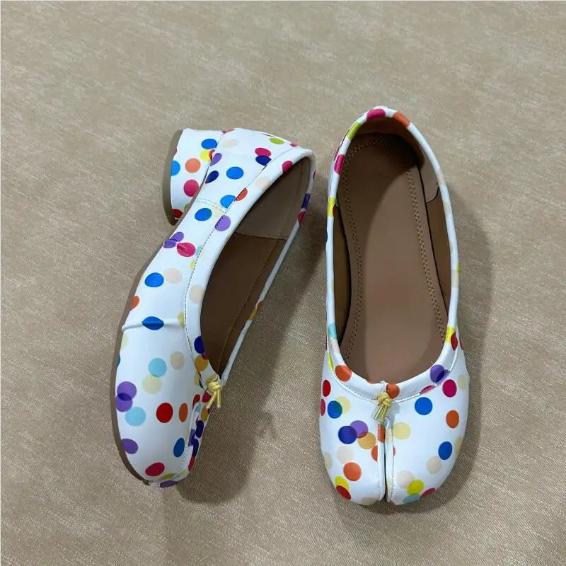 Spring Summer Microfiber Leather Split Toe Women Pumps Fashion Pleated Designer Low Heeled Tabi Soft Soles Loafers Casual Shoes
