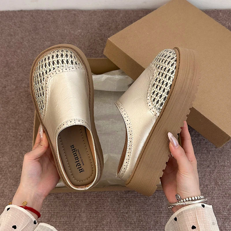 New Summer Women Ladies Stylish Perforated Woven Chunky Platform Mule Clogs Round Toe Non Slip Casual Slide Slippres Dress Shoes