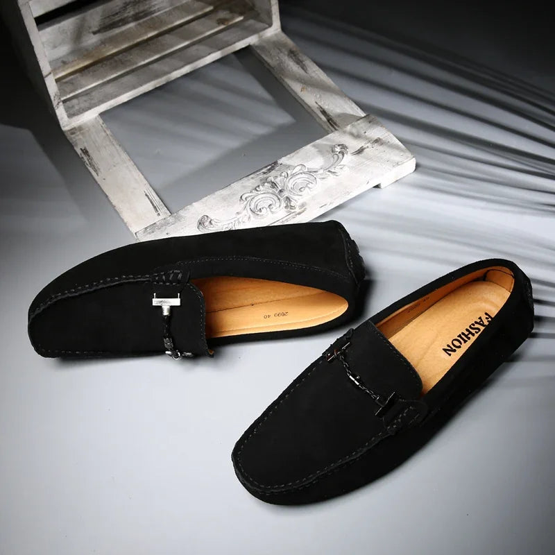 New Men Casual Shoes Fashion Suede Soft Men Loafers Leisure Moccasins Slip on Men's Driving Shoes Lazy Shoe Handmade Flats Comfy