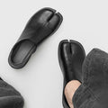 High-end Designer Split Toe Tabi Men's Sneakers and Casual Shoes Fashion Retro Leather Slip-On Loafers Men Shoes Tenis Masculino