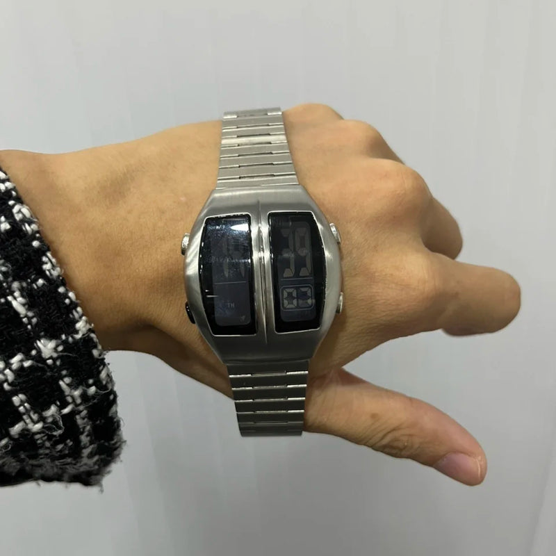 Man Battery Sports Smartwatch Electronics Watches Vintage 70s Retro-futuristic Style Fashion Led digital Watches Filp