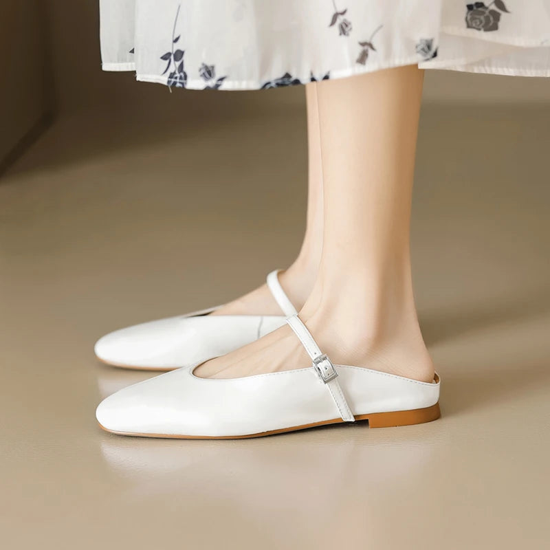 Genuine Leather Slippers Women Flat Heels Covered Toe Ladies Casual Mules Shoe Comfortable Summer Sandals