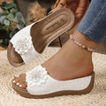 Retro Flower Decor Wedge Slippers Woman 2025 Summer Thick Bottom Platform Sandals Women Anti Slip Beach Shoes Outdoor Slides