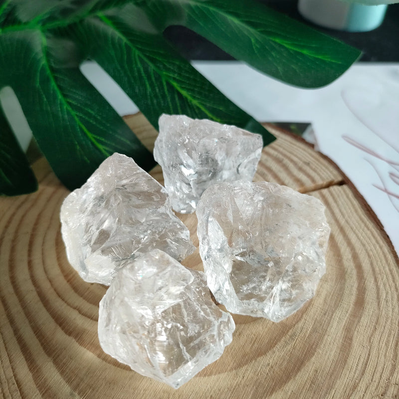 2.5-3.5cm Gorgeous Clear Quartz Healing Rough Natural Raw Stones Crystal For Reiki Healing