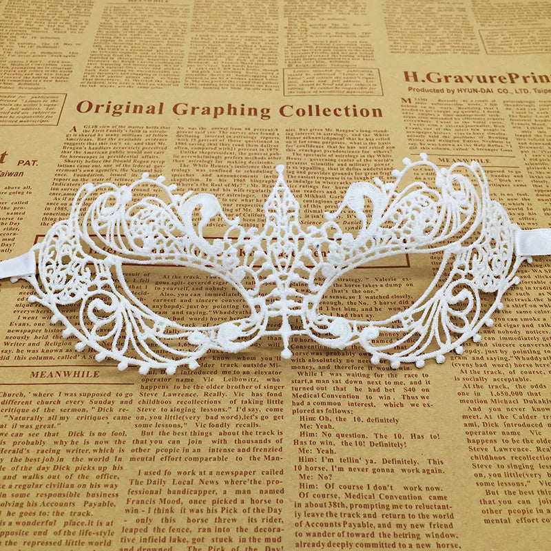 1pcs Hot Sale White Sexy Lace Half Face Masks Various Styles Halloween Masquerade Party Dance Mask Costume