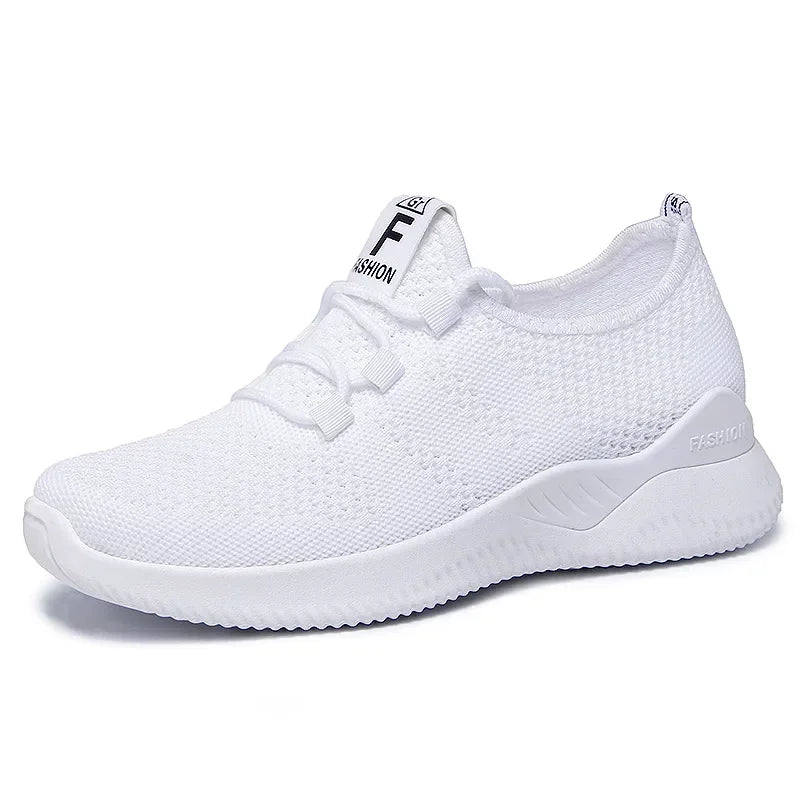 2026 Spring and Autumn Fashionable Solid Color Breathable Round Toe Sneakers Casual and Comfortable Thick-soled Women's Shoes