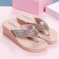 2025 Summer Fashionable versatile Beach Slippers Women'S Elegant minimalist Flip Flops Casual comfortable Wedges women Sandals
