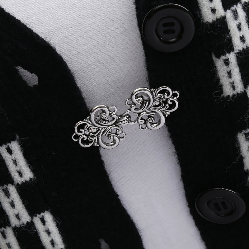 1 Pair Vintage Sweater Swirl Clip Cape Cloak Clips for Dress Retro Cardigan Clip Shawl Clasp Shirt Button Clip for Girl Women