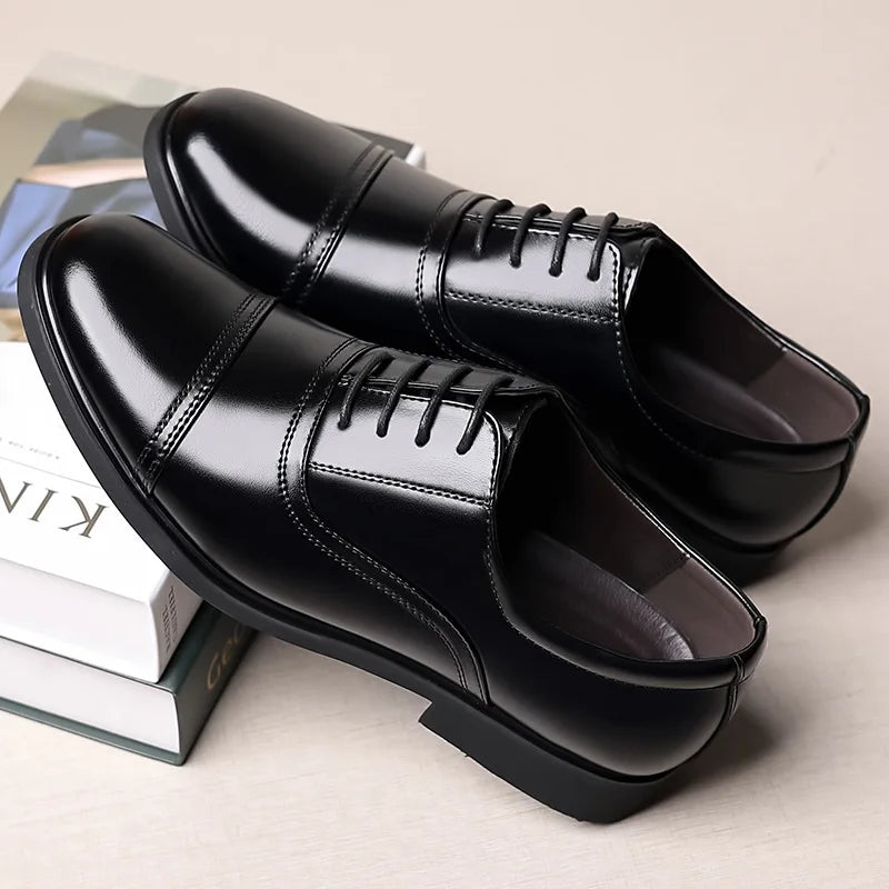 Men Formal Shoes Wear-resistant Sole Fashion Business Party Banquet Retro Carved Lace-up Men Brogue Dress Size 48 Wedding Shoes